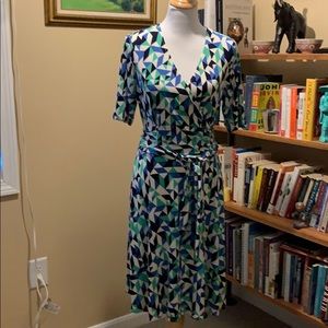 Faux wrap dress, deep V, short sleeves. Size 14.